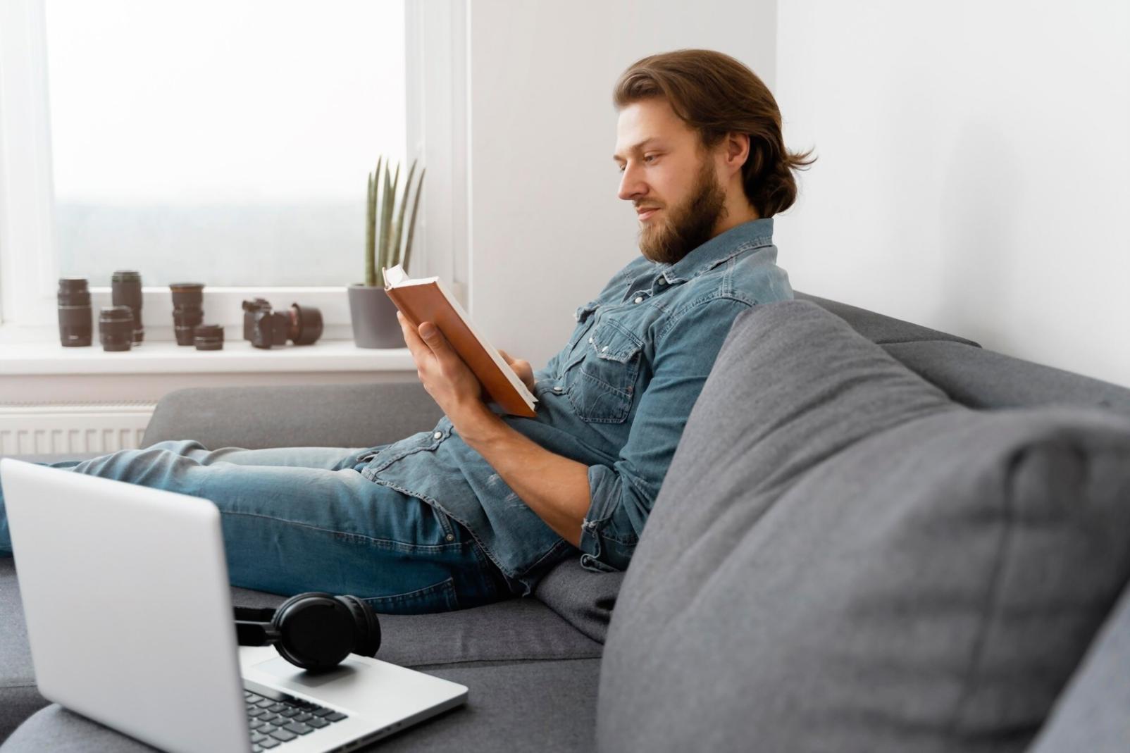 Студенты изучают финансовое планирование